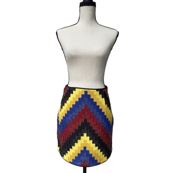 H&M Zigzag Sequin Mini Skirt Size 8 - Picture 1 of 16